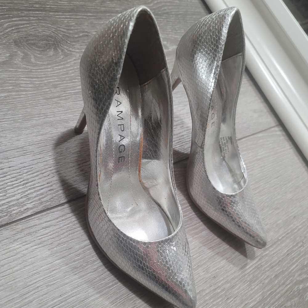 Snake skin stilettos - Picture 2 of 10